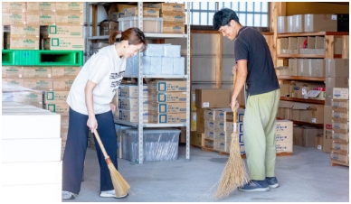 作業場の清掃写真